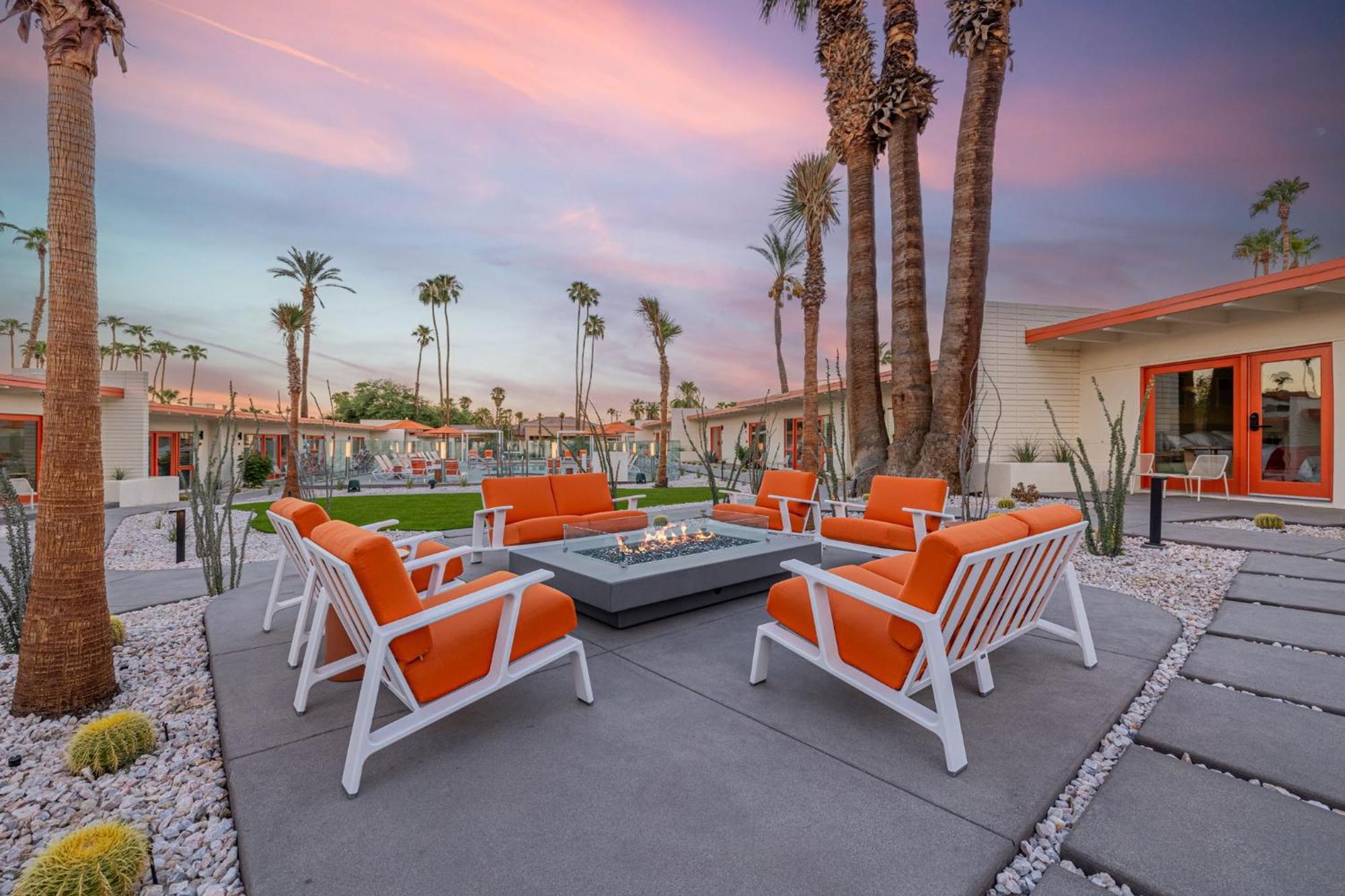Mojave Resort - Adults Only 팜데저트 외부 사진